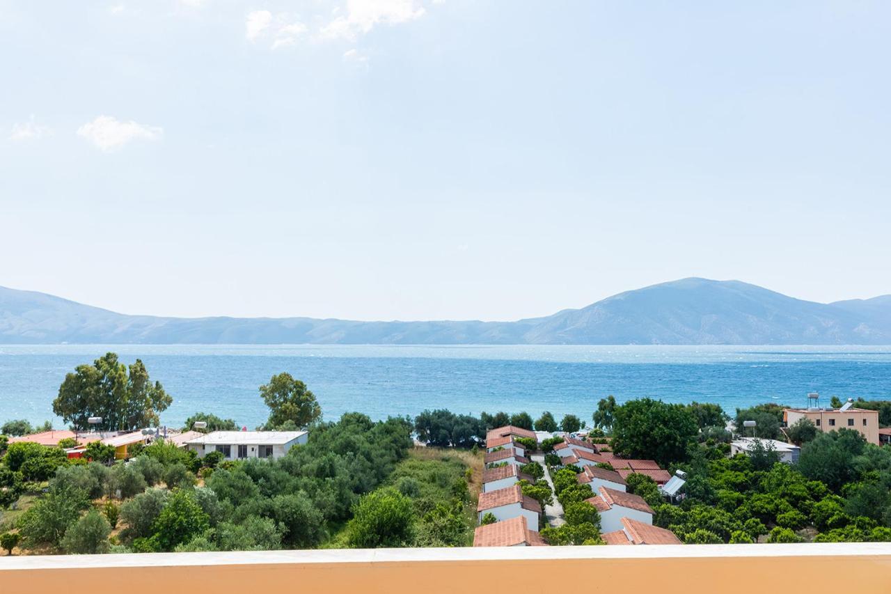 Hotel Dini Radhima Kültér fotó